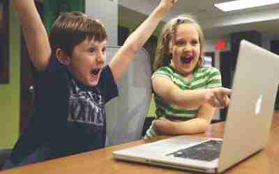 5 Ways Technology Can and Should Be used to Improve Education